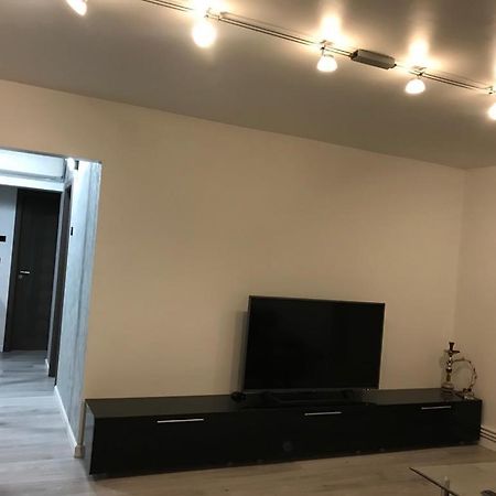 Elegant & Silver Luxury Apartament Craiova Esterno foto