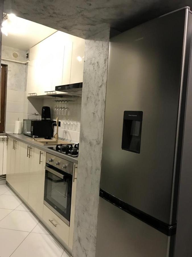Elegant & Silver Luxury Apartament Craiova Esterno foto